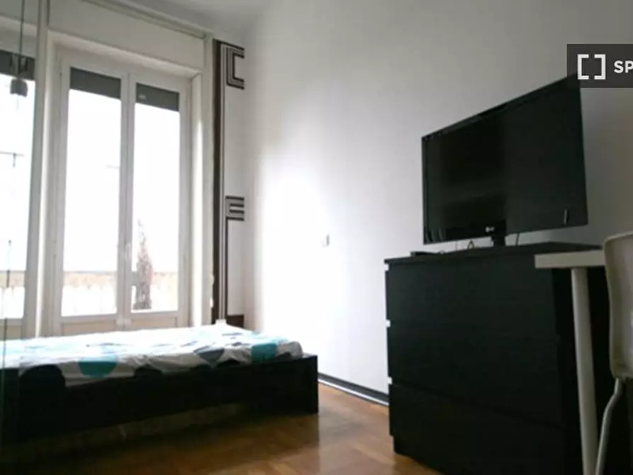 Immagine 3 di Camera condivisa in affitto  in Via Venini a Milano