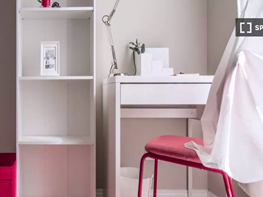 Immagine 5 di Camera condivisa in affitto  in Via Spalato a Milano