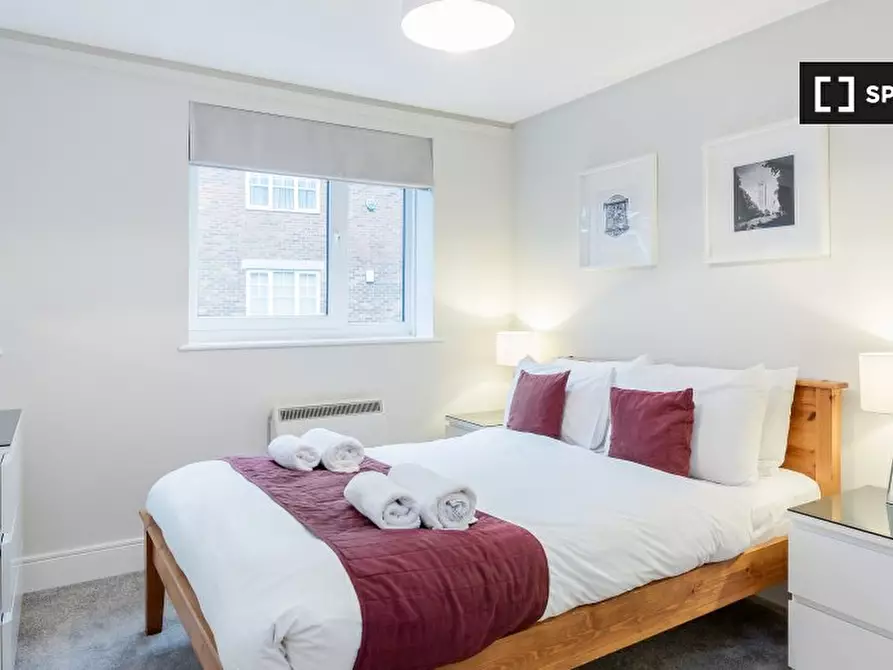 Immagine 9 di Appartamento in affitto  in Marina Pl a Kingston Upon Thames