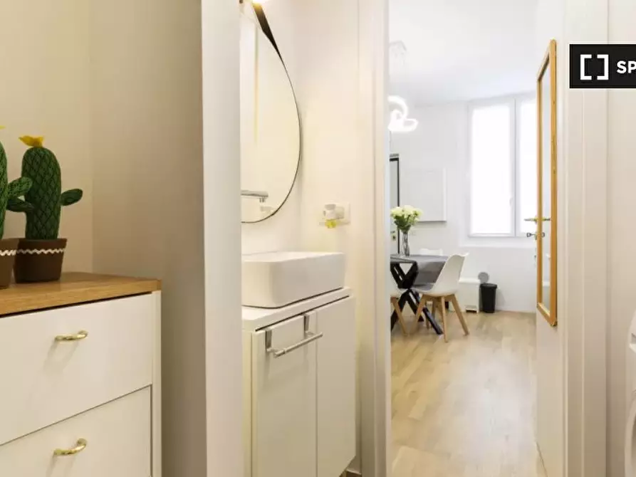 Immagine 13 di Ufficio in affitto  in Via Lodovico Il Moro a Milano