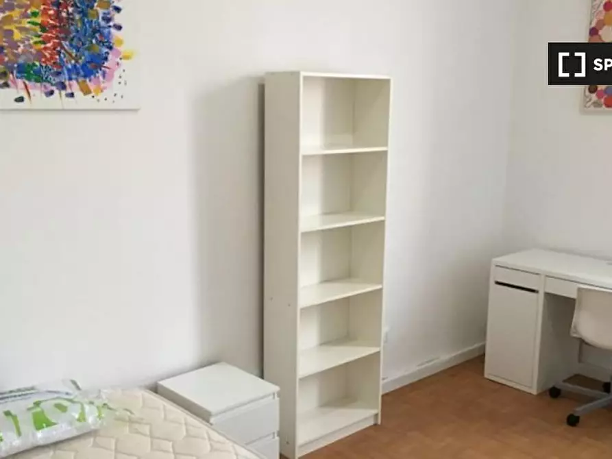 Immagine 2 di Camera condivisa in affitto  in Via Emilia Levante a Bologna