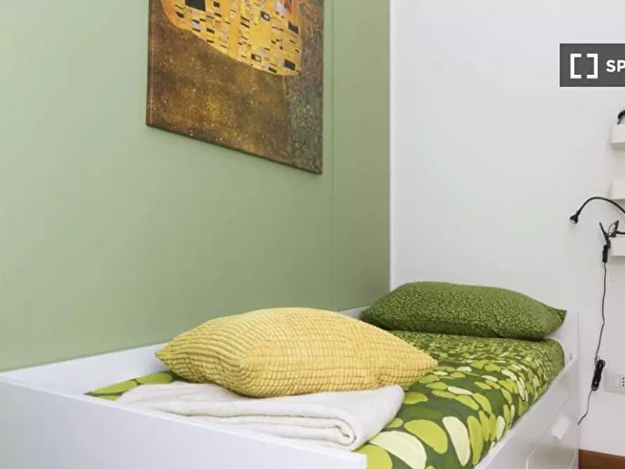 Immagine 3 di Camera condivisa in affitto  in Viale Carlo Espinasse a Milano