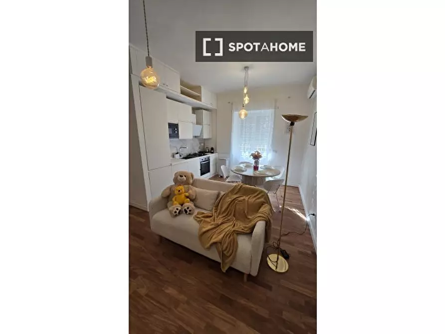 Immagine 1 di Ufficio in affitto  in Via Teodolfo Mertel a Roma