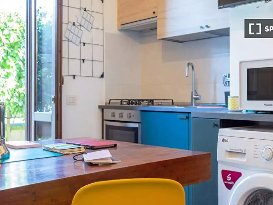 Immagine 9 di Camera condivisa in affitto  in Via Amedeo Avogadro Rome a Roma