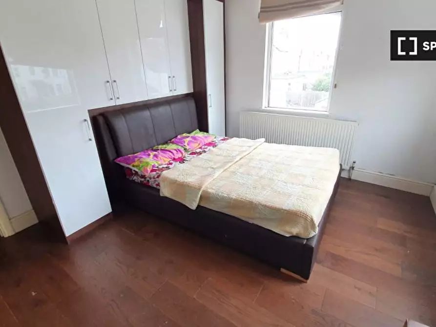 Immagine 3 di Camera condivisa in affitto  in Tenby Rd a Barking