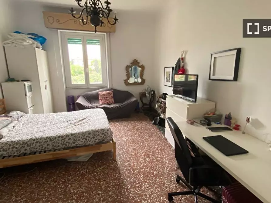 Immagine 8 di Camera condivisa in affitto  in Corso Trieste a Roma
