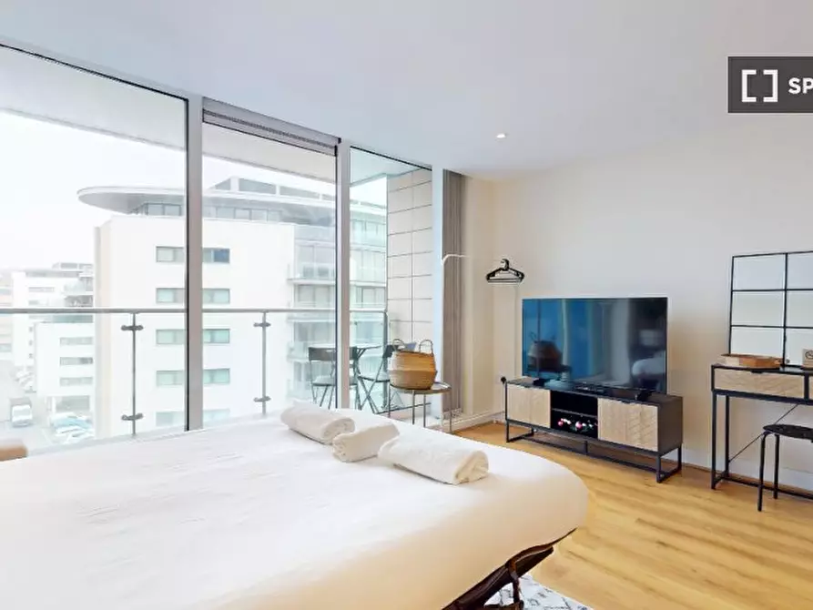 Immagine 8 di Appartamento in affitto  in Basin Approach a East Ham