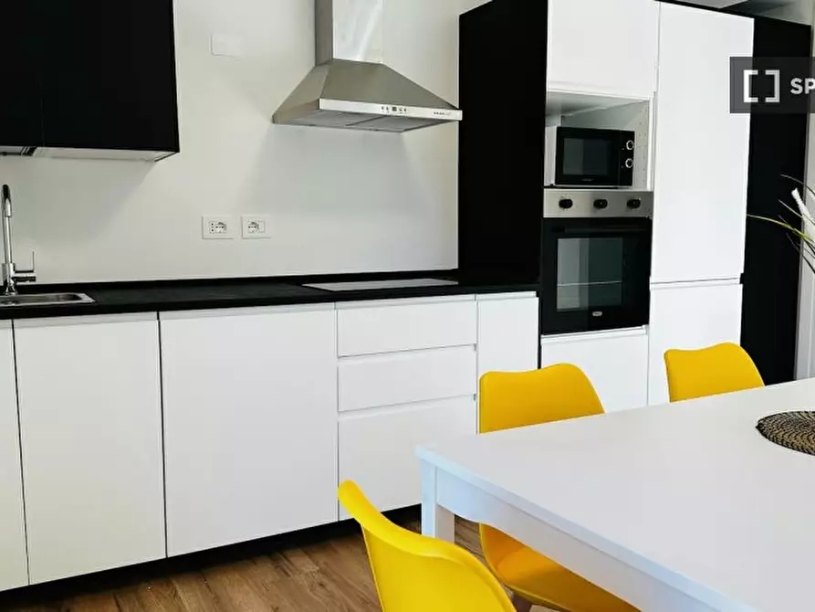 Immagine 4 di Camera condivisa in affitto  in per Cognola a Trento