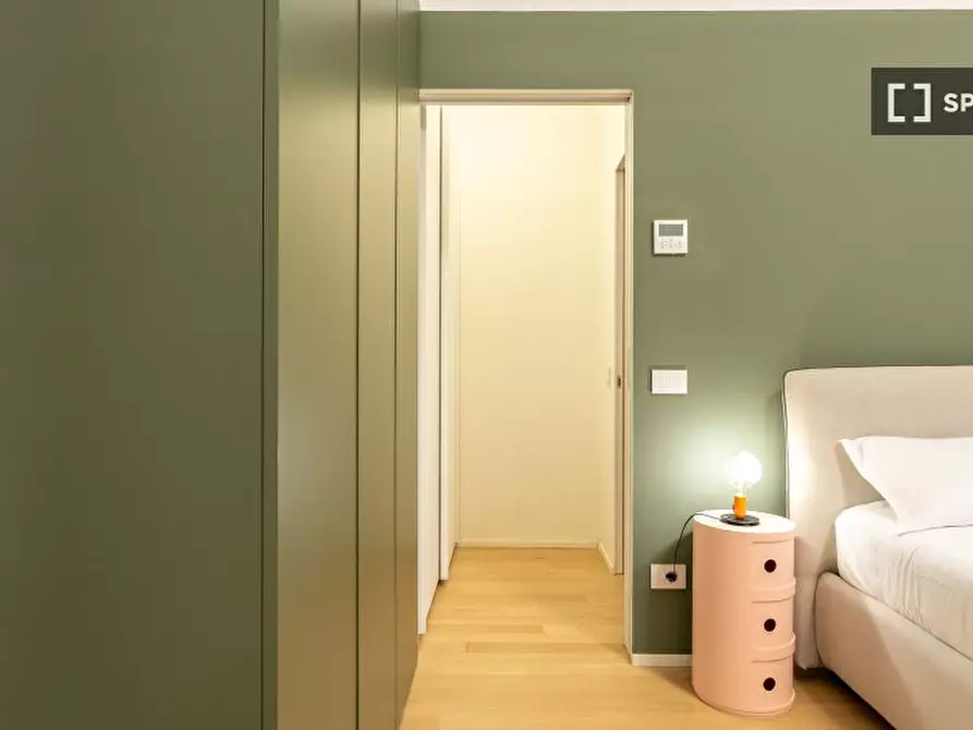 Immagine 7 di Ufficio in affitto  in Via Borromei a Milano