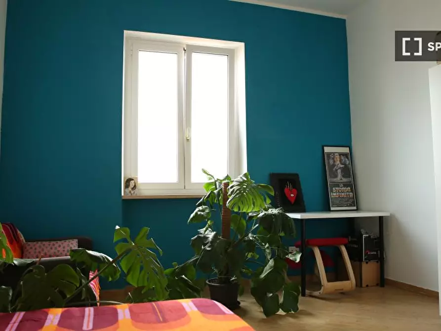 Immagine 2 di Camera condivisa in affitto  in Via Antonio Pignatelli a Roma