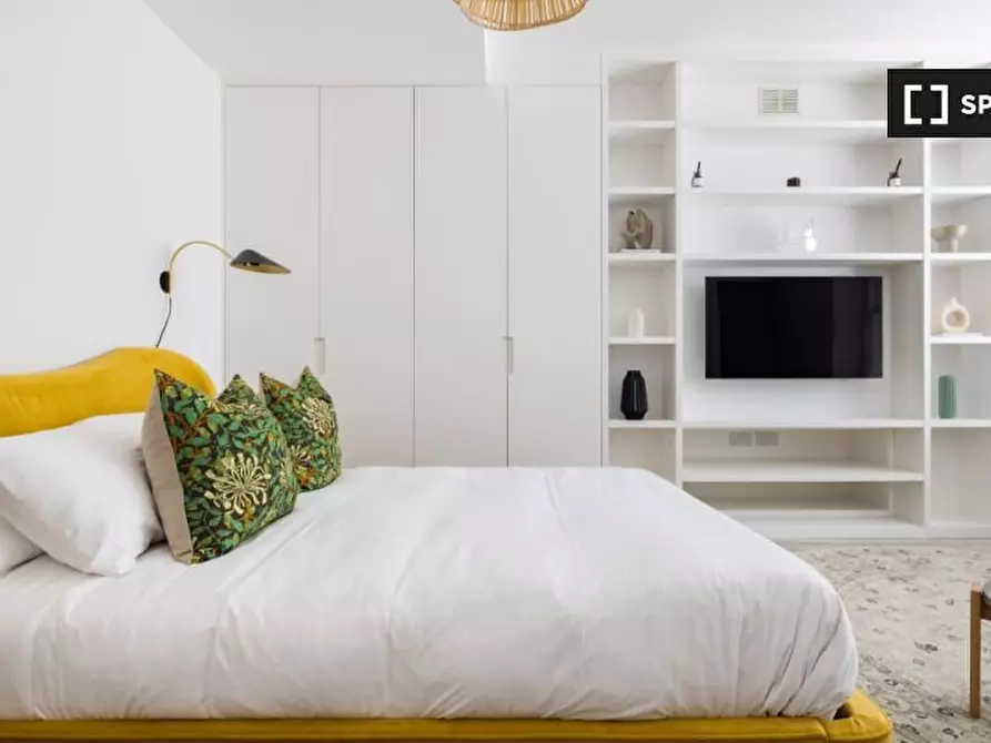 Immagine 14 di Ufficio in affitto  in flat a a Kensington