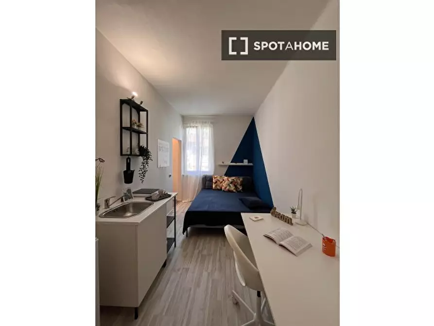 Immagine 4 di Camera condivisa in affitto  in Fabio Filzi a Trento