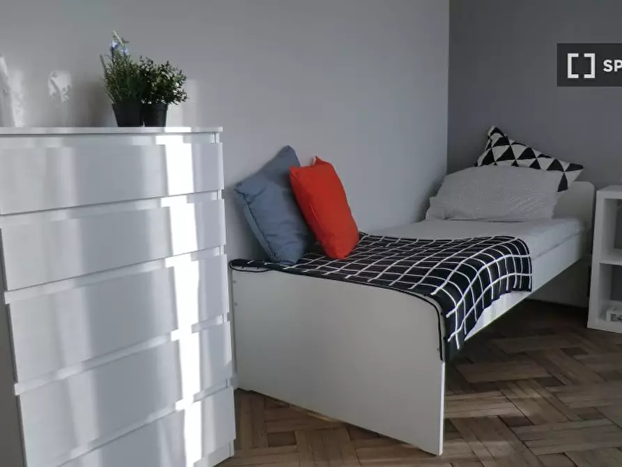 Immagine 1 di Camera condivisa in affitto  in Via Sorio a Padova