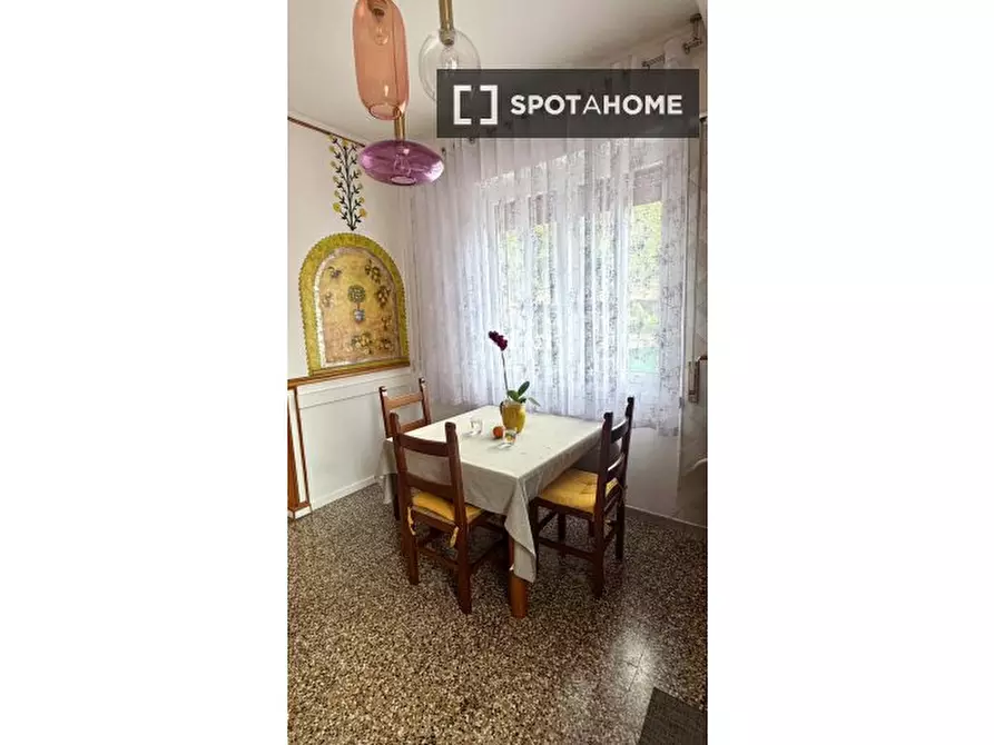 Immagine 3 di Appartamento in affitto  in Via Armando Diaz a Laveno-Mombello