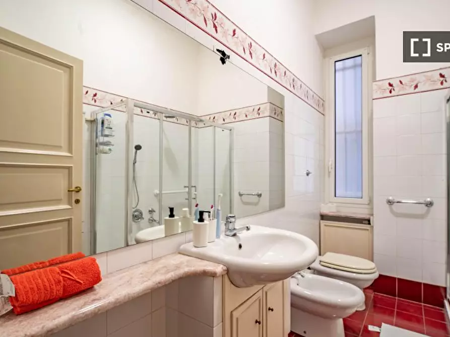 Immagine 13 di Camera condivisa in affitto  in MAGENTA /5 a Genova