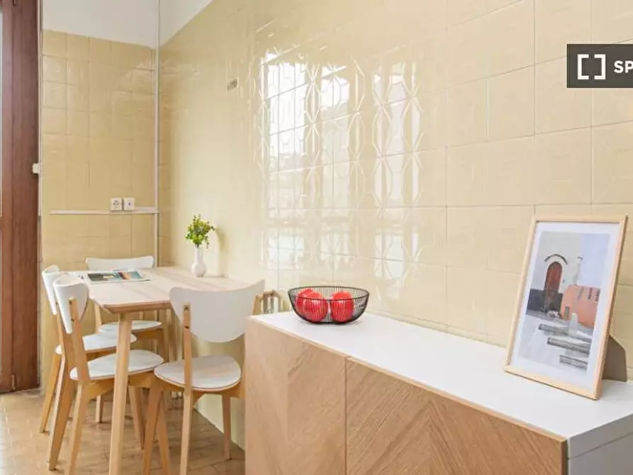 Immagine 12 di Camera condivisa in affitto  in Viale Sondrio a Milano