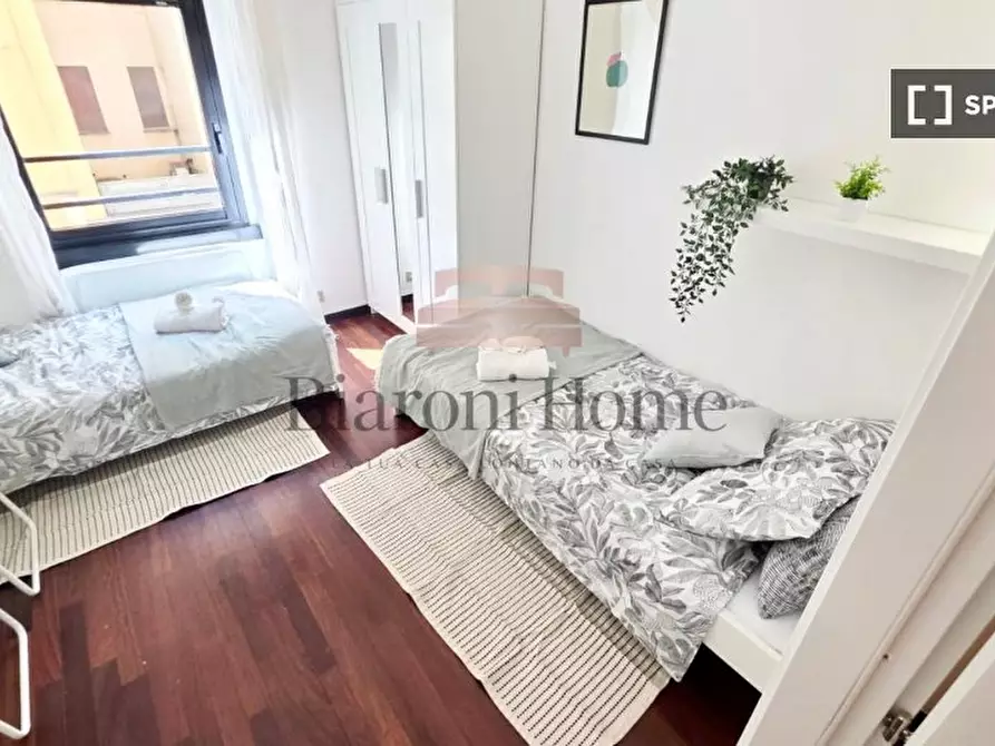 Immagine 6 di Camera condivisa in affitto  in Via Terraggio a Milano