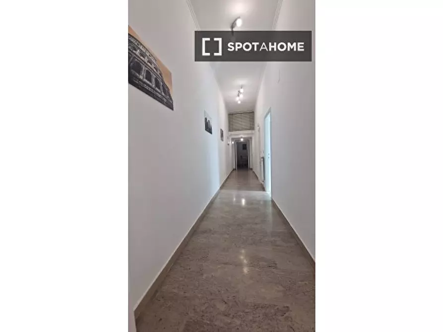 Immagine 14 di Camera condivisa in affitto  in Via Sabotino a Roma