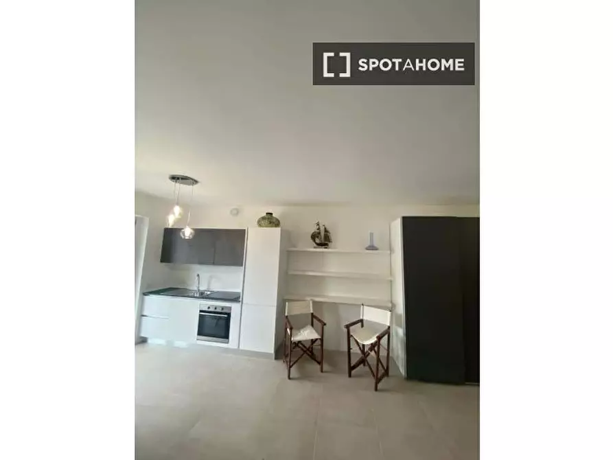 Immagine 5 di Appartamento in affitto  in Via Vitaliano Brancati a Roma