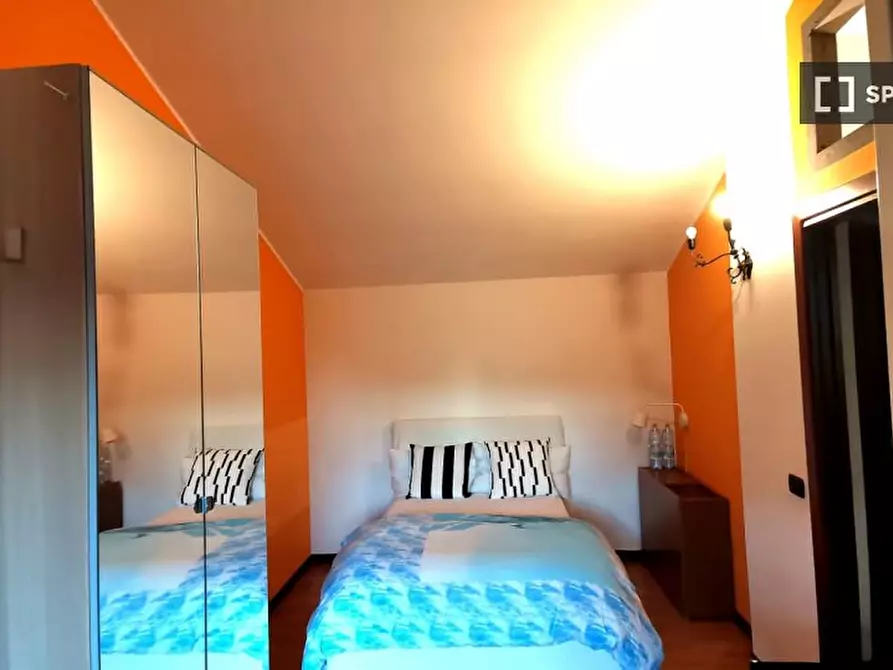 Immagine 5 di Camera condivisa in affitto  in Via Cusago a Milano