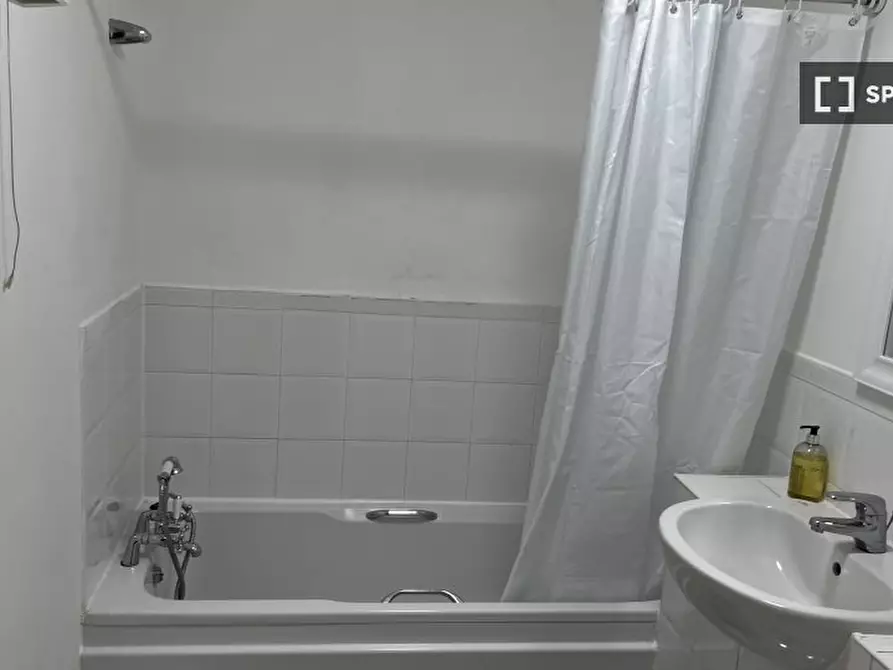 Immagine 19 di Appartamento in affitto  in Churchill Ct a Eltham