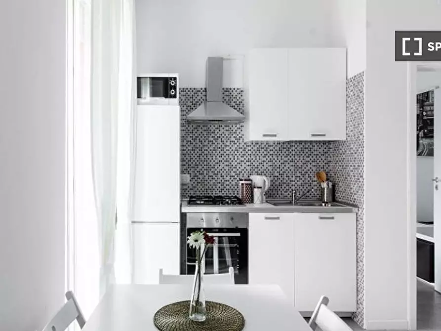 Immagine 7 di Camera condivisa in affitto  in Via Oreste Regnoli a Bologna