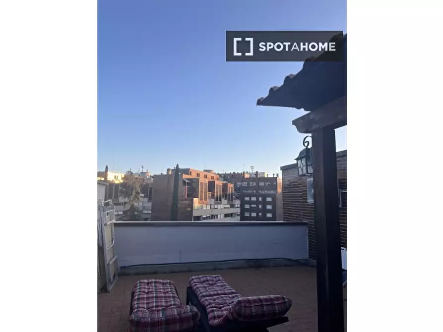 Immagine 6 di Camera condivisa in affitto  in Viale Londra a Roma