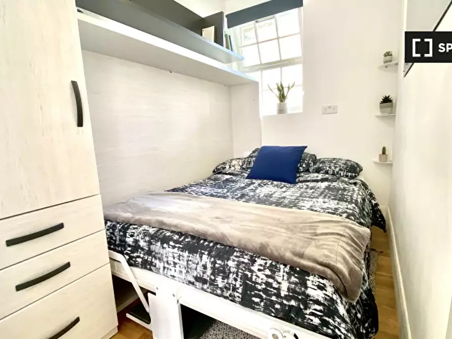 Immagine 10 di Appartamento in affitto  in Stedham Chambers, Coptic St, Bloomsbury, London WCA 1NL, UK a Camden Town