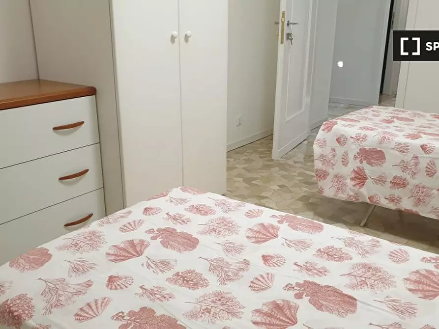 Immagine 2 di Camera condivisa in affitto  in Piazza Simone Bolivar a Milano