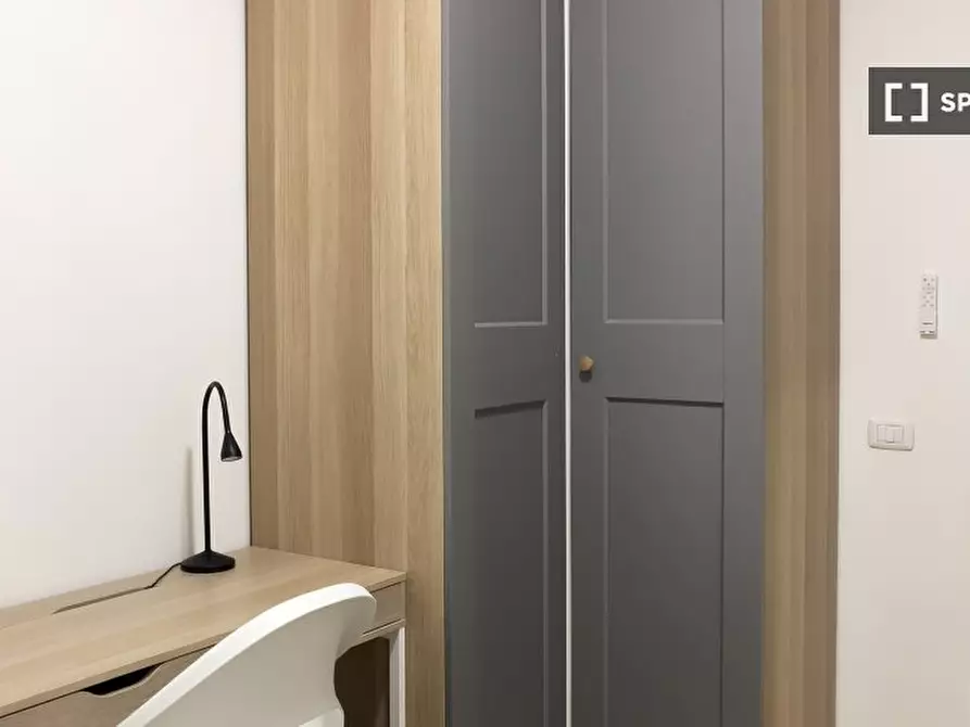 Immagine 5 di Camera condivisa in affitto  in Via Casilina a Roma
