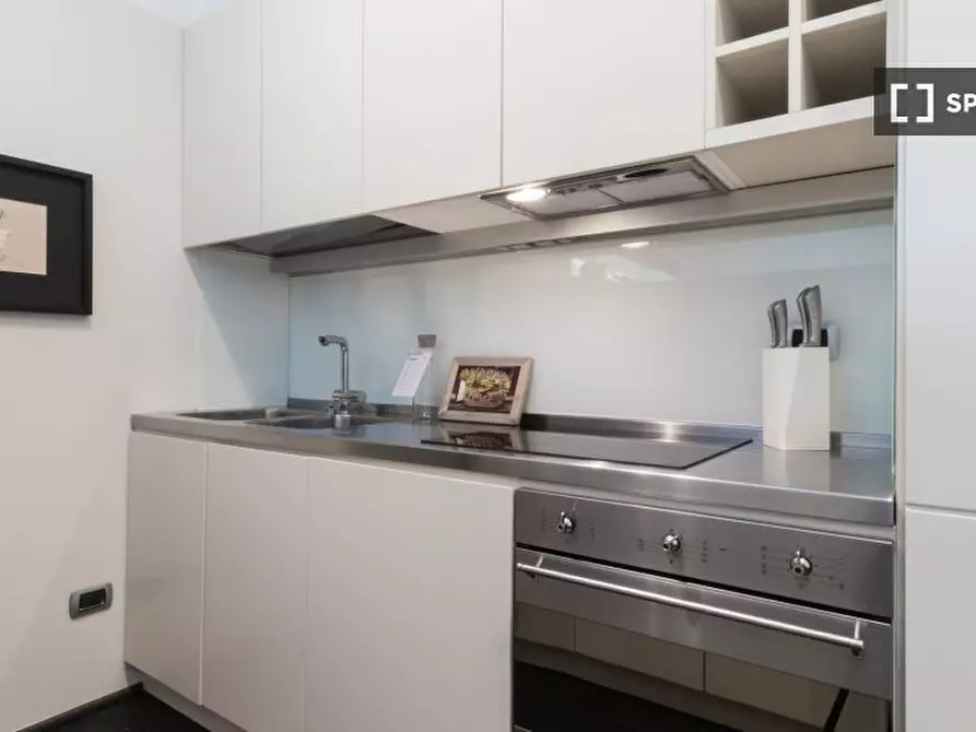 Immagine 14 di Appartamento in affitto  in Via Montebello a Milano