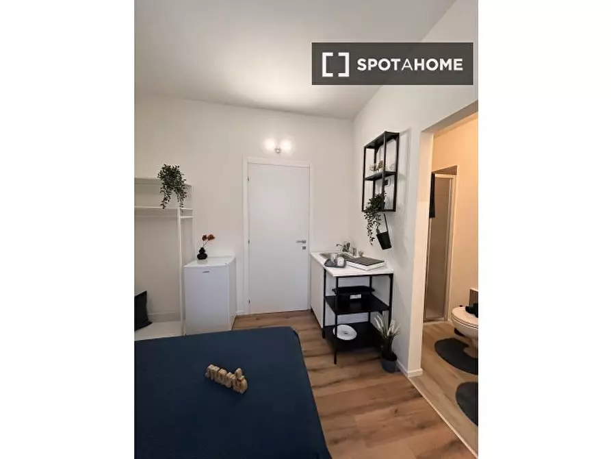 Immagine 7 di Camera condivisa in affitto  in Fabio Filzi a Trento