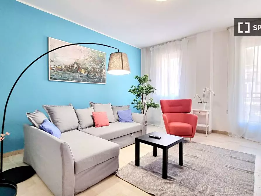 Immagine 1 di Appartamento in affitto  in Via Mauro Macchi a Milano