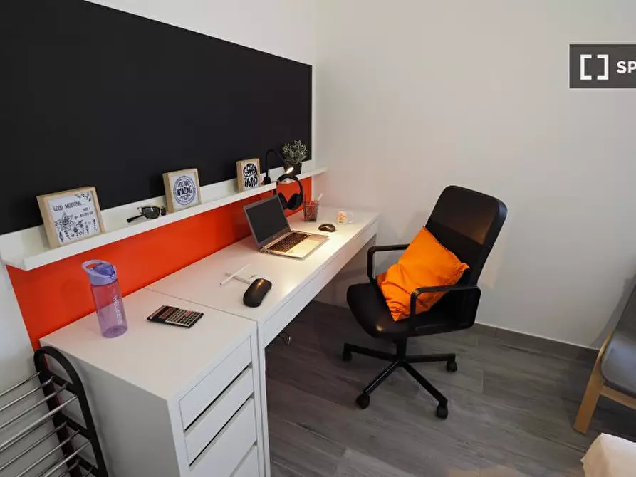 Immagine 14 di Camera condivisa in affitto  in Via Arturo Farinelli a Torino