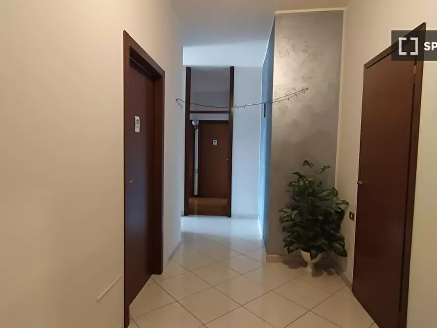 Immagine 7 di Camera condivisa in affitto  in Via Marco Polo a Corsico