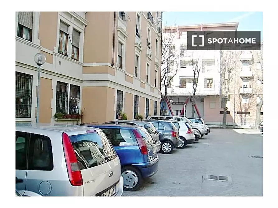 Immagine 14 di Camera condivisa in affitto  in Via Ernesto Breda a Milano