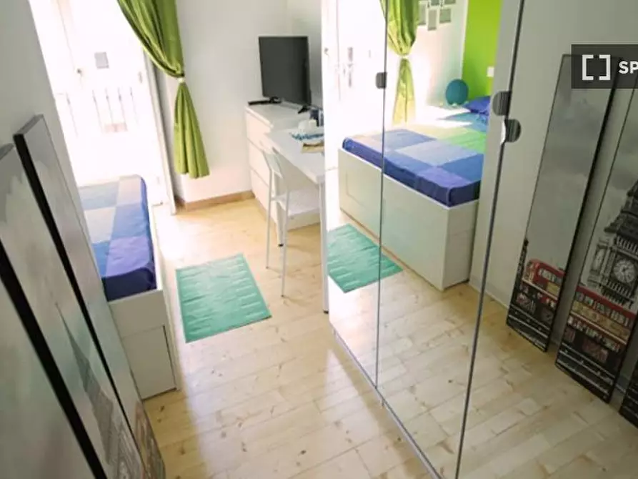 Immagine 4 di Camera condivisa in affitto  in Via Mauro Macchi a Milano