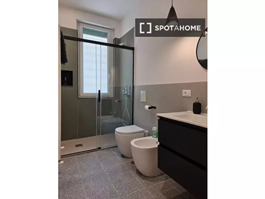 Immagine 16 di Appartamento in affitto  in Via Satrico a Roma