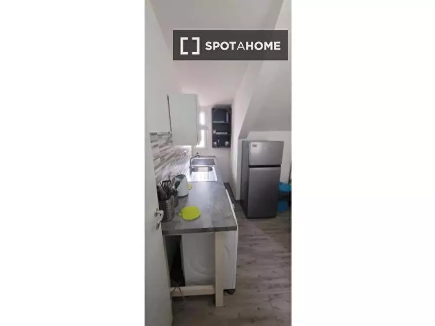 Immagine 4 di Appartamento in affitto  in Lungomare Duca degli Abruzzi a Roma