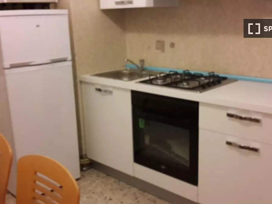 Immagine 5 di Camera condivisa in affitto  in Via S. Giovanni a Trento