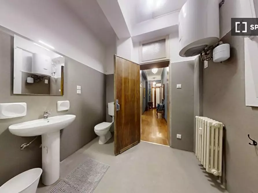 Immagine 9 di Camera condivisa in affitto  in VIA Ugo foscolo a Padova