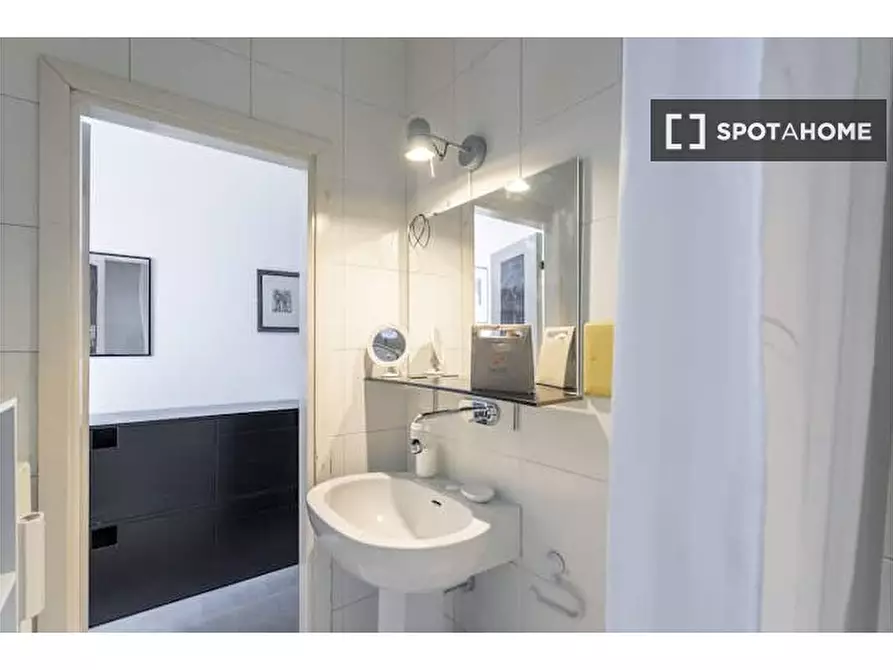 Immagine 13 di Ufficio in affitto  in Via Accademia a Milano