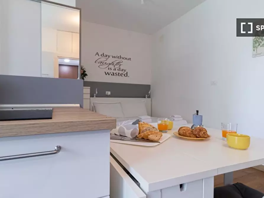 Immagine 6 di Ufficio in affitto  in Via Bergamo a Milano