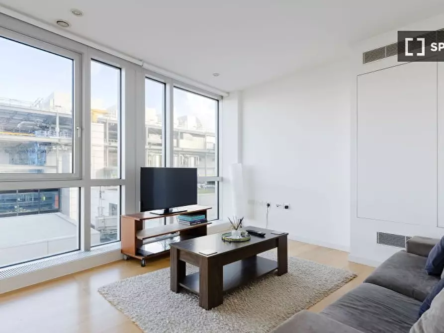 Immagine 9 di Appartamento in affitto  in Fairmont Ave a Poplar