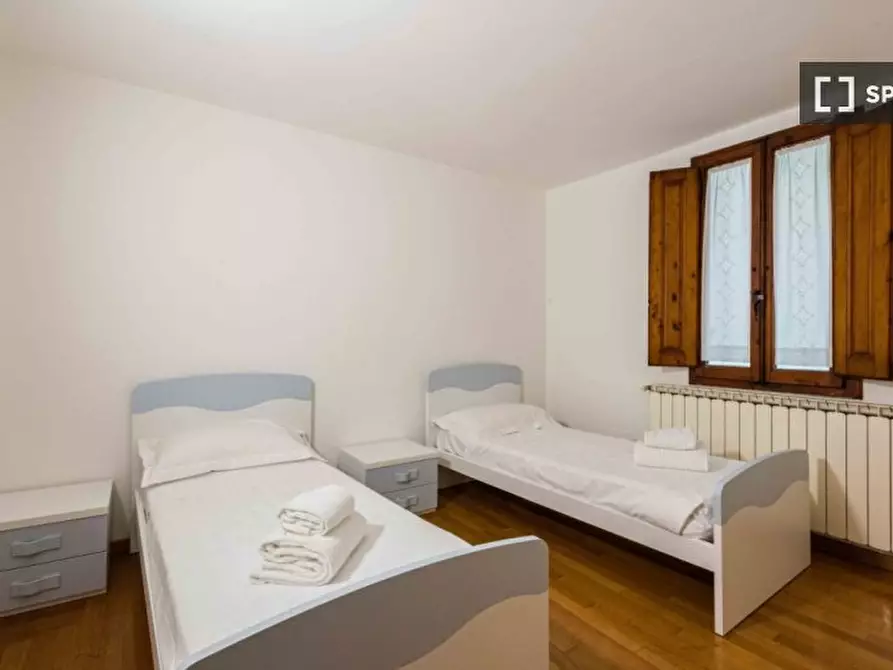 Immagine 17 di Appartamento in affitto  in Via dei Neri a Firenze
