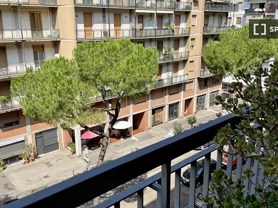 Immagine 11 di Camera condivisa in affitto  in VIA CADUTI DI CEFALONIA a Firenze