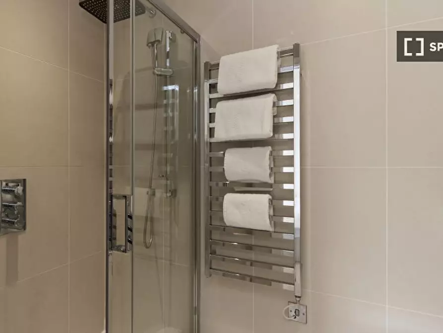 Immagine 15 di Appartamento in affitto  in flat a Hounslow
