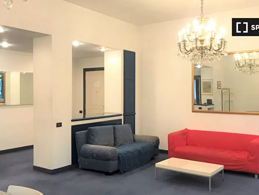 Immagine 10 di Camera condivisa in affitto  in Viale Beatrice D'Este a Milano