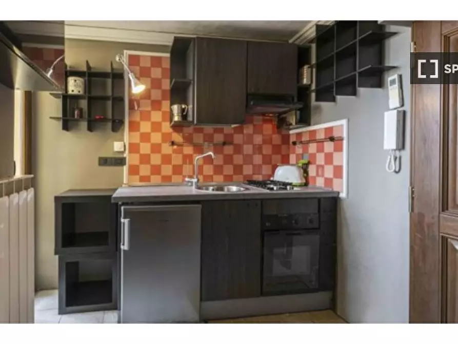 Immagine 11 di Appartamento in affitto  in Via Guelfa a Firenze