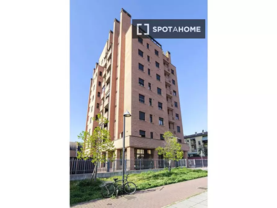 Immagine 15 di Ufficio in affitto  in Via Mario Musolesi a Bologna